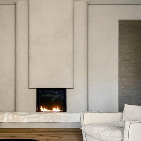 M O D U Studio on Instagram: "Serenity✨#wabisabiinteriors #fireplacedecor" Travertine Fireplace, Casa Rock, Brutalist Design, Contemporary Fireplace, Home Fireplace, Modern Fireplace, Fireplace Wall, Fireplace Design, Fireplace Surrounds