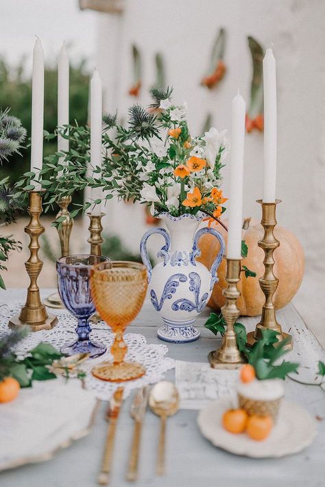 Table Settings Vintage, Sicilian Wedding, Project Theme, Raindrops And Roses, Mediterranean Wedding, Glass Menagerie, Boda Mexicana, Decorations Table, Garden Party Wedding