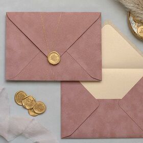 Dusty Pink Envelopes Velvet Invitation, Velvet Envelope, Velvet Wedding Invitations, Acrylic Wedding Invitations, Blue Envelopes, Green Envelopes, Pink Envelopes, Homemade Valentines, Invitation Kits