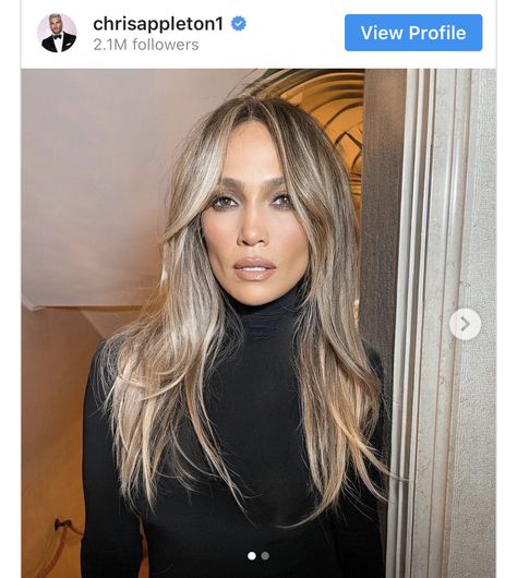 Jlo Long Hair, Layered Shag With Curtain Bangs, Jlo Hair Colors, Shag With Curtain Bangs, Jlo Hair, Chris Appleton, Layered Shag, Weekend Hair, Honey Brown Hair