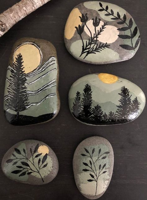 Painted Rocks Ideas Creative Easy, Stone Painting Ideas Creative Rock Art, Gratitude Rocks, Rocks Decoration, Diy Rock Art, Art Pierre, Stone Art Painting, Art & Craft Paint, Painted Rocks Craft