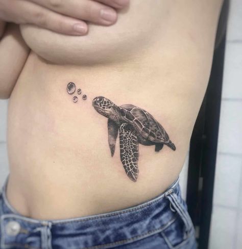 Arm Turtle Tattoo, Swimming Sea Turtle Tattoo, Sea Turtle Spine Tattoo, Cool Sea Turtle Tattoos, Sea Turtle Tattoo Realistic, Turtle Tattoo Ideas, Turtle Tattoos, Cute Turtle Tattoo, Sea Tattoo Sleeve