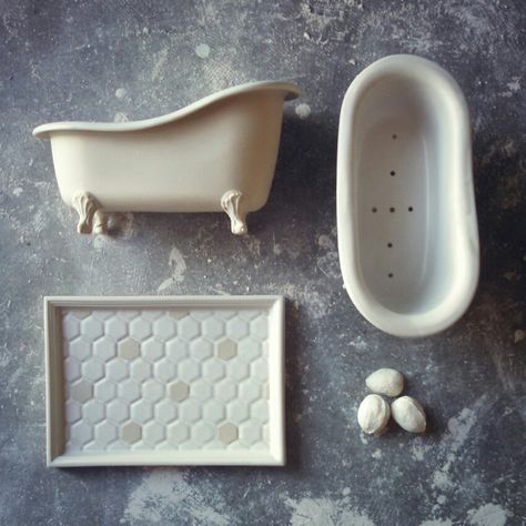 Clay Bathtub Sculpture, Clay Bathtub, Mini Bath Tub, Ceramic Bathtub, Soap Sculpture, Mini Bathtub, Berry Colander, Pottery Plant Pot, Hex Tile