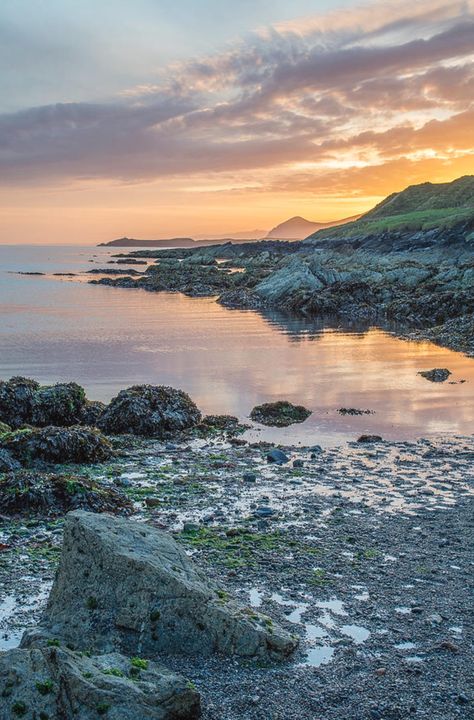 North Wales Aesthetic, Wales Scenery, Llyn Peninsula North Wales, Criccieth North Wales, Sunrise 1927, Wales Uk, North Wales, Late Summer, Amazing Nature