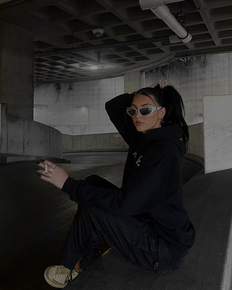 Parking Garage Photoshoot Aesthetic, Parking Garage Photoshoot Night, Parking Garage Poses, Car Park Photoshoot, Parking Garage Pics, Bridge Photoshoot, Grunge Photoshoot, Parking Garage Photoshoot, Badass Pictures