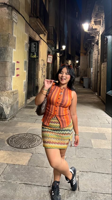 midsize inspo, europe outfit inspo, euro summer, thrift <33 Midsize Influencers, Midsize European Fashion, Mid Size Aesthetic Outfits Summer, Museum Outfit Spring, Mid Size Summer Fashion, European Summer Outfits Plus Size, Euro Summer Outfits Midsize, Summer Fits Midsize, Fat Summer Outfits