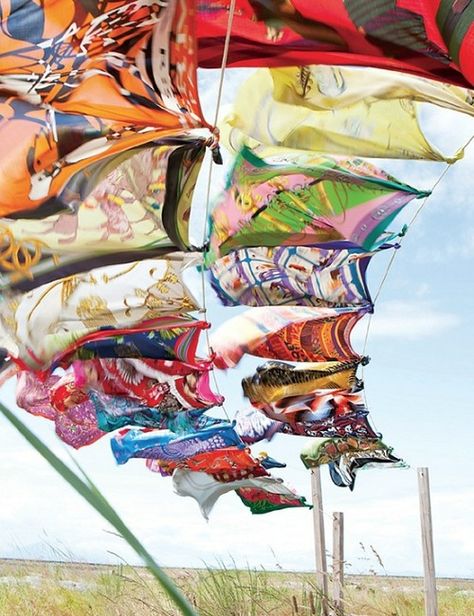 . Blowin' In The Wind, Design Mom, Hermes Scarf, Hermes Handbags, Kites, Pocket Squares, Clothes Line, Sunny Day, Silk Scarves