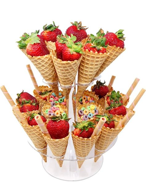 Cone Sushi, Dolci Finger Food, Popcorn Cones, Treat Cones, Ice Cream Holder, Cupcake Display Stand, Biscuits Diététiques, Dessert Original, Ice Cream Stand