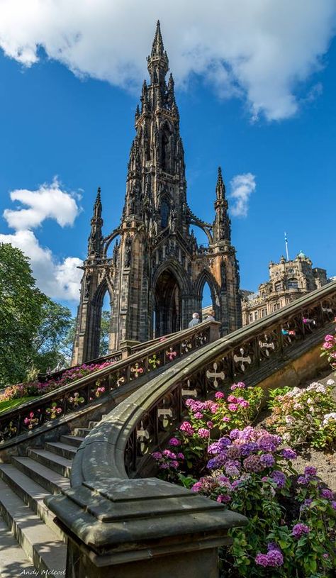 Scott Monument, Edinburgh Scot Monument Edinburgh, Edinburgh Buildings, Scotland Landmarks, Things To See In Scotland, Things To Do In Scotland, Edinburgh Photography, Edinburgh Scotland Travel, Scotland Aesthetic, Scott Monument