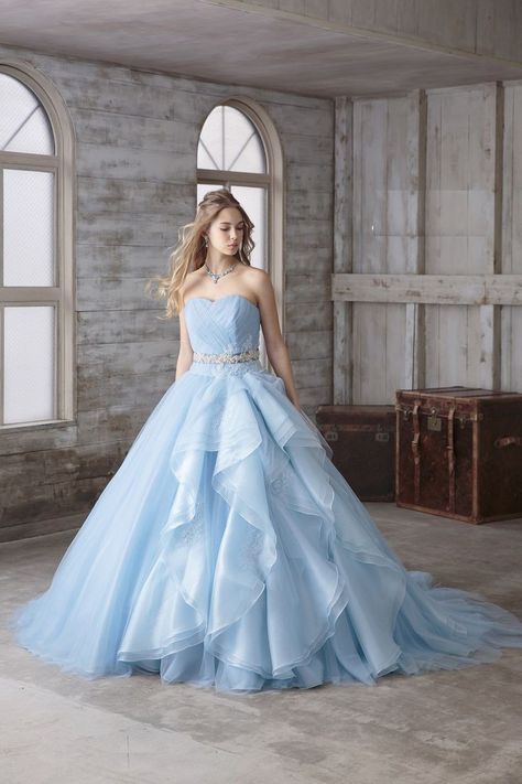 Contemporary Wedding Dress, Dress Tips, Net Gowns, Fairytale Gown, Classy Gowns, Wedding Dress Guide, Dress Guide, Blue Wedding Dresses, Cute Prom Dresses