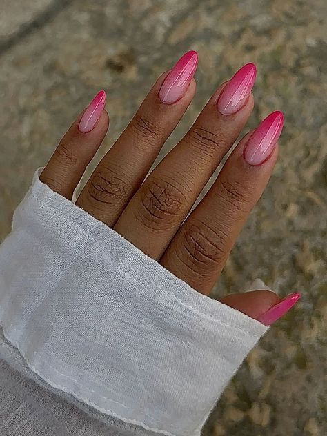 Baby color rose ongles -  #Baby #Color #Ongles #Rose Pink Nail With Design, Two Colored Nails, Baby Boomer Rose, Baby Color Nails, Gel Tips Nails Ideas, Purple Almond Nails Design, Pink Nails With Designs, Pink Girly Nails, Nails Pink Almond