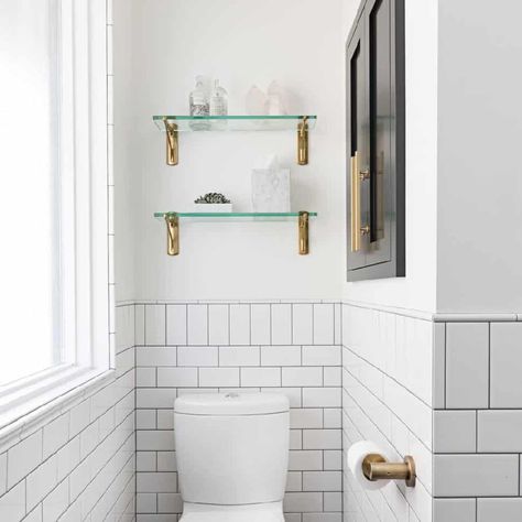 A Trip to New York Inspired This Black-and-White Ensuite - Western Living Magazine Simple Modern House Design, Tile Wainscot, White Ensuite, Tile Wainscoting, Simple Modern House, Gramercy Park Hotel, Wainscoting Bathroom, Black White Bathrooms, White Palette