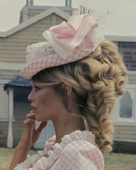 Southern Belle Hairstyles, Southern Belle Aesthetic, Southern Hair, Bardot Hair, Belle Hairstyle, Jean Shrimpton, Bridget Bardot, Miss Girl, Sharon Tate