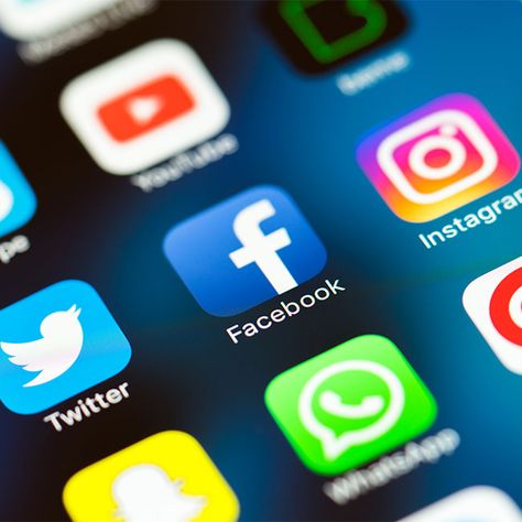 Apple Experts Agree: 7 Pre-Installed Apps You Should Delete If You Want A Faster iPhone | SHEfinds Bubble Witch, Social Marketing Strategy, Instagram Application, Iphone Life Hacks, Facebook Users, Iphone Hacks, Social Ads, Media Sosial, Social Media Marketing Services