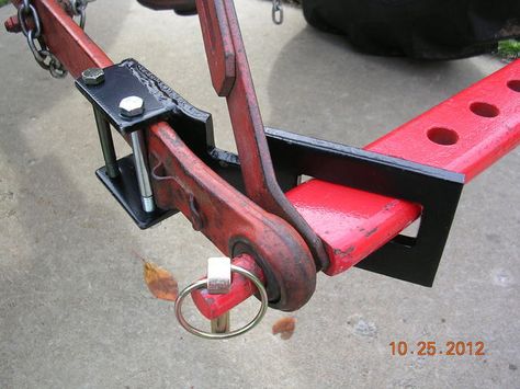 3 Point Hitch Ideas, Tractor Drawbar, 8n Ford Tractor, Hitch Attachments, Compact Tractor Attachments, Garden Tractor Attachments, Party Image, Homemade Tractor, Tractor Idea