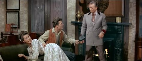 Stefanie Powers, Patrick Wayne and John Wayne Cartoons 60s, John Wayne Quotes, Patrick Wayne, Stephanie Powers, John Wayne Movies, Yvonne De Carlo, Maureen O'hara, John Ford, Tv Westerns