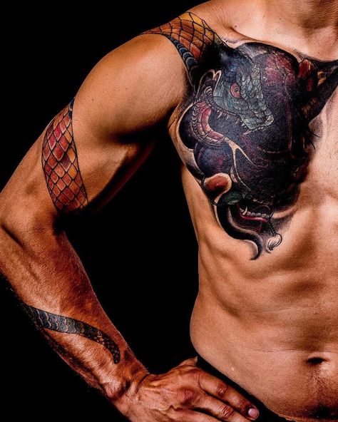 Gentleman Tattoo, Cobra Tattoo, G Tattoo, Tattoo Test, Medusa Tattoo, Fitness Inspiration Body, Snake Tattoo, Arm Tattoos For Guys, World Champion