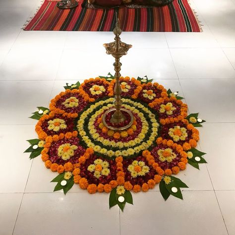 Flower Design For Diwali, Diwali Decoration With Flowers, Onam Rangoli Flower, Floral Rangoli Designs Diwali, Floral Rangoli Designs Flower, Floral Rangoli Designs, Rangoli From Flowers, Flowers Rangoli Designs Ideas, Flower Rangoli Designs Creativity