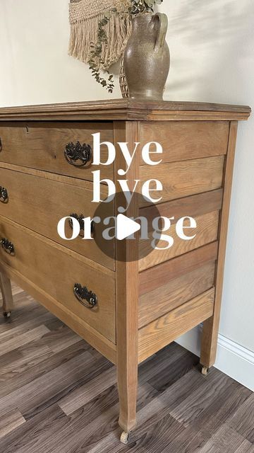 Kristen Coulson | DIY & furniture flips on Instagram: "about the end of this video… don’t hate me. I kinda want to toss it. 

Comment the word “LIST” if you want the links to all the products I used here sent to your DMs! 🫶🏻(contains affiliate links)

Got rid of that old orange varnish, now this antique has a pretty paint wash (I used @realmilkpaintco) & also sealed it with their soft wax! 

Now TELL ME HONESTLY if you really think this dresser needs this mirror?! Im kinda liking it better without 😬

#dressermakeover #antiquefurniture" Red Oak Dresser, Furniture Makeover Videos, Oak Dresser Makeover, Makeover Videos, Paint Wash, Orange Furniture, Diy Furniture Flip, Oak Dresser, Chalk Paint Projects