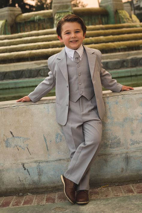 "Joey" Kids Light Grey Suit 5-Piece Set – LittleTuxedos.com Grey Suit White Shirt, Light Grey Suit, Ring Bearer Suit, Boys Tuxedo, Light Grey Suits, Ring Bearers, Grey Suit, Unique Prom Dresses, Shirt Tie