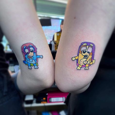 Bluey Bingo Tattoo Ideas, Matching Disney Tattoos For Best Friends, Cartoon Matching Tattoos, Bluey Tattoo Ideas, Bingo Tattoo, Matching Tattoos With Dad, Bluey Tattoos, Matching Disney Tattoos, Movie Tattoo Ideas