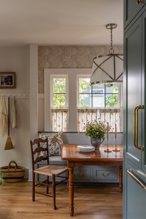 Bench Nook, Nancy Myers Homes, Dutch Colonial Revival, Nancy Meyers Aesthetic, Nancy Myers, Colonial Revival House, Seattle Interior Design, Full Kitchen Remodel, Casa Country