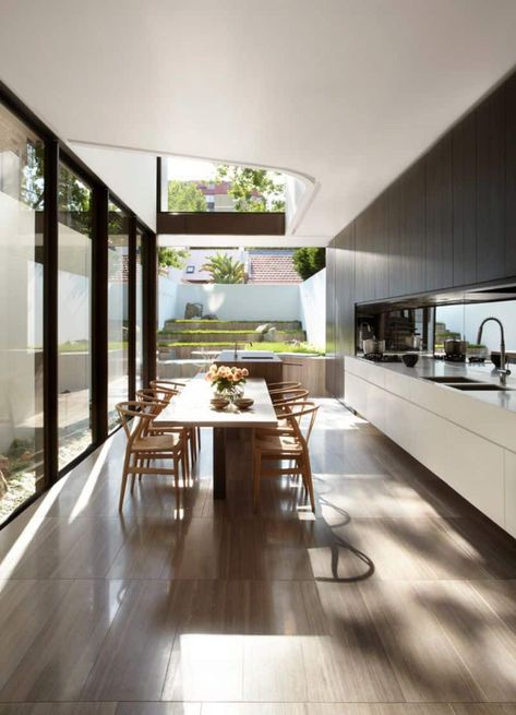 Having an open floor plan is quite beneficial. In theory, there’re multiple benefits to having an open space, including an abundance of lighting Modern Minimalist House, Screen House, Light Hardwood Floors, Kitchen Design Open, Open Concept Kitchen, Terraced House, Space Decor, Trendy Kitchen, Smart Design