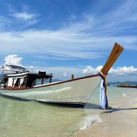 Thank you for our lovely customers 🙏 That use our services on your holiday. Rent Private Luxury Longtail Boat to Phuket Island.🙏❤ 𝐂𝐨�𝐧𝐭𝐚𝐜𝐭 𝐮𝐬 ☎ 𝐖𝐡𝐚𝐭𝐬𝐚𝐩𝐩 : +𝟔𝟔 𝟗𝟓 𝟎𝟑𝟖 𝟓𝟓𝟑𝟓 🌐www.phuketdreamcompany.asia #Privatetrip #LongtailBoat #LuxuryLongtail #Phuket #Phukettrip #Khaiisland #kohkhai #Travel #longtail #Phukettours #Phukethalfday #Phangngabay #RangIsland #phuketdreamcompany Longtail Boat, Phuket Island, Travel Booking, Phuket Thailand, Long Tail, Phuket, Our Services, Thailand, Contact Us