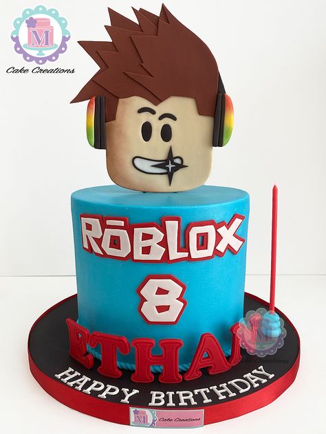 Roblox fondant cake Roblox Fondant Cake, Roblox Cake Design, Roblox Cake Topper, Roblox Birthday Cake, Roblox Logo, Minecraft Birthday Cake, Bts Cake, Roblox Cake, 13 Birthday Cake