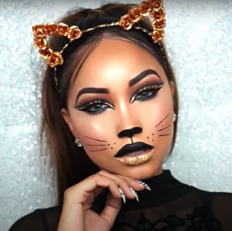 Cheetah Makeup Halloween, Makeup Halloween Easy, Cat Eye Makeup Halloween, Makeup Looks Halloween, Black Cat Makeup, Cat Makeup Tutorial, Simple Cat Makeup, Cheetah Makeup, Color French Manicure