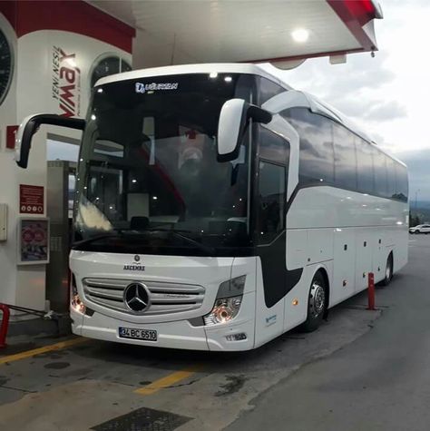 Mercedes benz travego Mercedes Bus Luxury, Mercedes Benz Bus, Mercedes Bus, Luxury Rv Living, Best Electric Car, Bus Living, New Luxury Cars, Luxury Rv, Luxury Bus