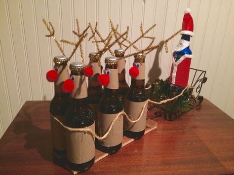 Beer Present Ideas Diy, Beer Christmas Gift Ideas, Diy Christmas Presents For Family Crafts Handmade Gifts, Beer Gift Ideas For Him, Christmas Crafts For Dad, Diy Dad Christmas Gifts, Diy Gifts For Dad Christmas, Beer Present Ideas, Christmas Gifts For Dad Diy