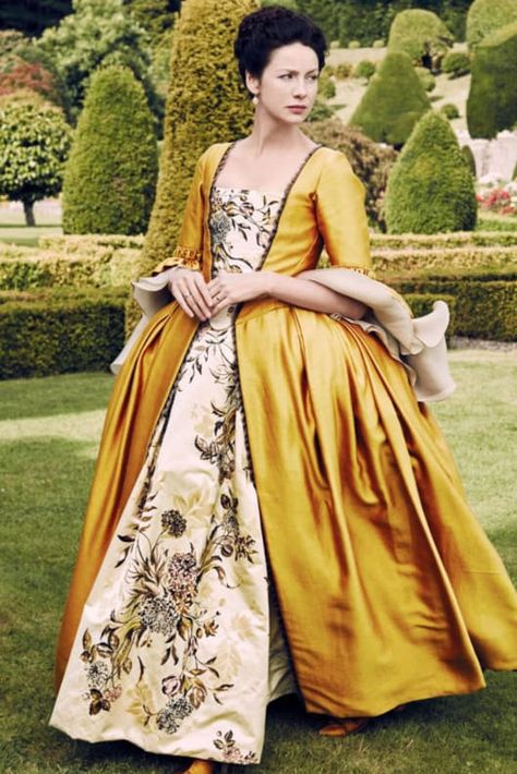 18th Century Dresses, Outlander Costumes, Outlander Claire, Outlander Season 2, 18th Century Costume, Dress Illustration, Century Dress, Claire Fraser, Costume Drama