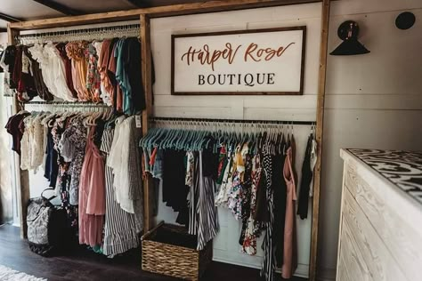 Rv Boutique Ideas, Boutique Shed, Mobile Thrift Store, Clothing Trailer Store, Mobile Boutique Interior, Diy Boutique Clothing Rack, Bus Boutique Ideas, Small Boutique Set Up, Garage Boutique Ideas