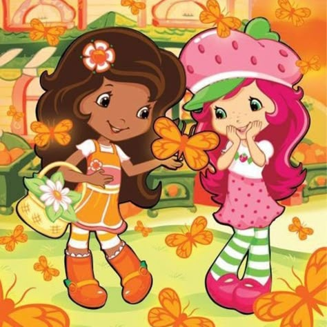 the orange juice to my strawberry wine 🍊🍓 Blossom Costumes, Cake Costume, Best Friend Costumes, Halloween Outfits For Kids, Halloween Duos, Strawberry Shortcake Cartoon, Friend Costumes, Matching Halloween Costumes, Strawberry Shortcake Characters