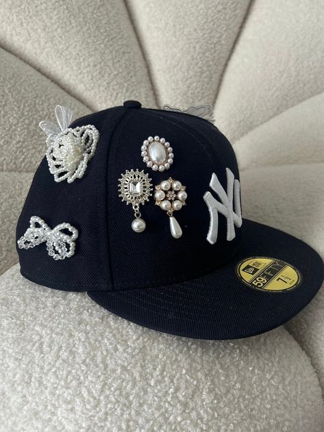 Each charm is hand placed by me. Sports Hats For Women, Decorated Baseball Caps, Bedazzled Fitted Hat, Bling Hats, Custom Baseball Cap, Hat Jewelry, Bedazzled Hat, Custom Hat Ideas, Merch Ideas Products