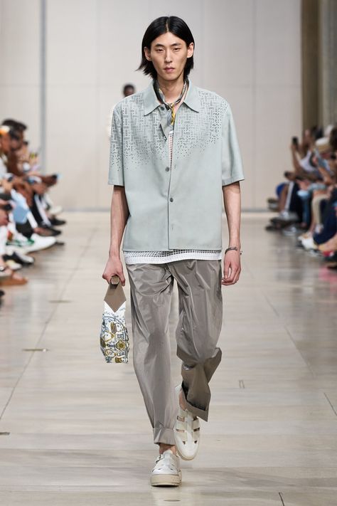 Hermès Spring/Summer 2024 Men's Runway Show at PFW | Hypebeast Men Fashion Week, Semi Formal Outfit, Paris Mens Fashion, 2024 Menswear, Hermes Style, Men Fashion Show, Fashion Show Collection, Spring 2024, Cut Shirts