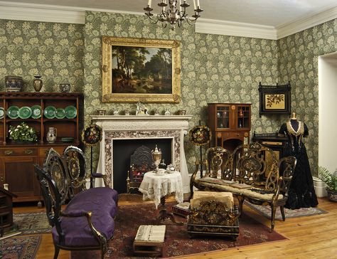 Inside Victorian Homes | Inside a Victorian House: E2BN Gallery Victorian Drawing Room, Victorian Study, Victorian Princess, Victorian Era Homes, Victorian House Interiors, Victorian Interior Design, Drawing Rooms, Interior Design History, William Morris Wallpaper