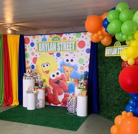 Sesame Street Baby Shower Ideas – Baby Shower Ideas 4U Sesame Street Baby Shower Ideas, Seaseme Street, Baby Elmo, Big Momma, Free Baby Shower Games, Cute Marshmallows, Baby Shower Games Printable, One Month Baby, Ideas Baby Shower