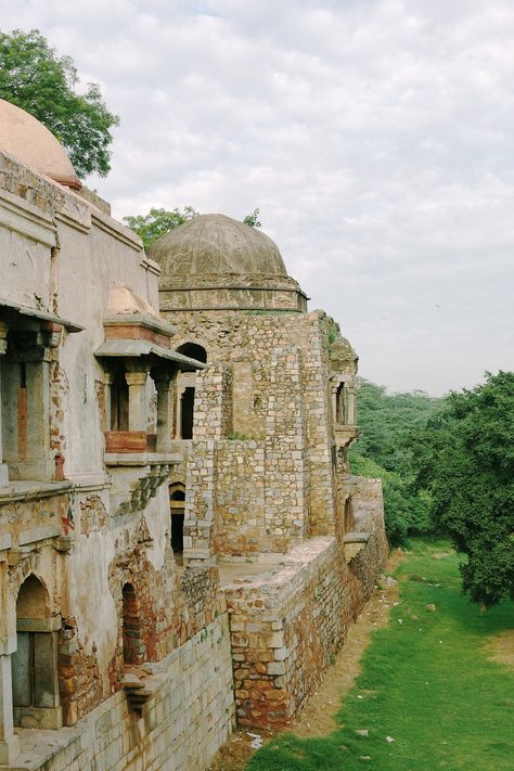 Palace Outside, First Of October, Hauz Khas Village, Hauz Khas, Trip To India, Jaisalmer, Ancient Architecture, Flags Of The World, Ancient Ruins