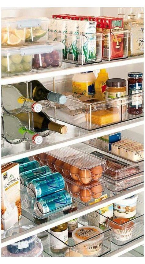 15 kitchen organization ideas to inspire you for the New Year Fridge Storage Ideas, Easy Kitchen Organization, Fridge Cabinets, Fridge Organisation, Fridge Organization Ideas, Outfits Organization, Pantry Fridge, Kitchen Organization Ideas, Easy Hacks