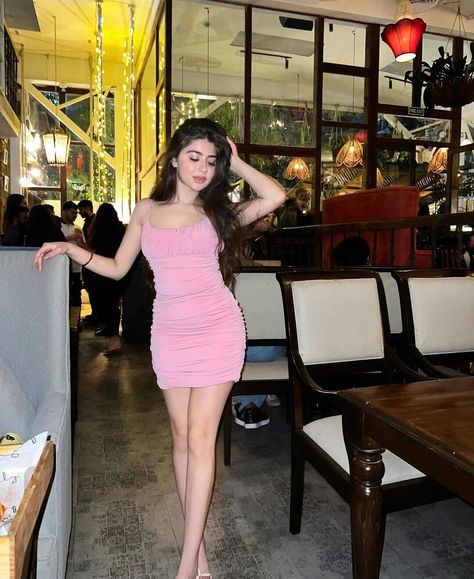 Aditi Bhatia Gorgeous Outfits And Looks Aditi Bhatia, Body Con Dress Outfit, Gorgeous Outfits, Short Bodycon Dress, Fashion Landscape, Do's And Don'ts, Pink Bodycon Dresses, Casual Day Outfits, Quick Outfits