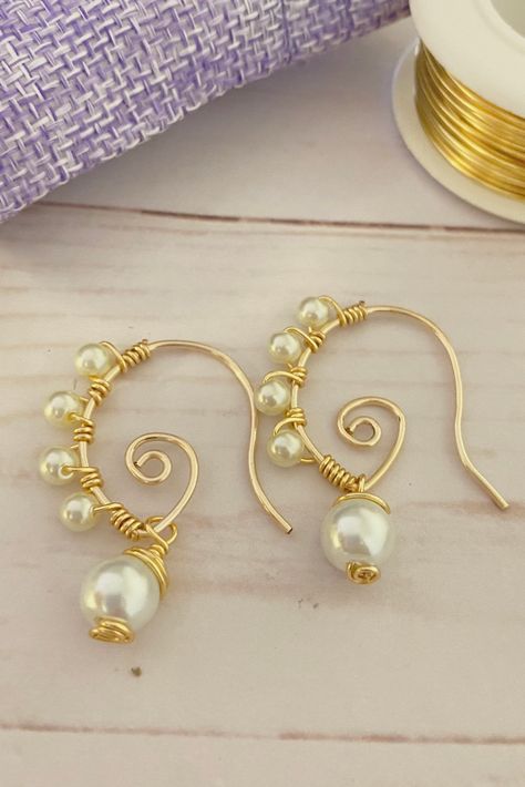 Wire Pearl Earrings, Drop Earrings Aesthetic, Pearl Threader Earrings, Earrings Pearl Drop, Wire Ideas, Kabbalah Bracelet, Diy Wire Earrings, Aesthetic Earrings, Wire Jewellery