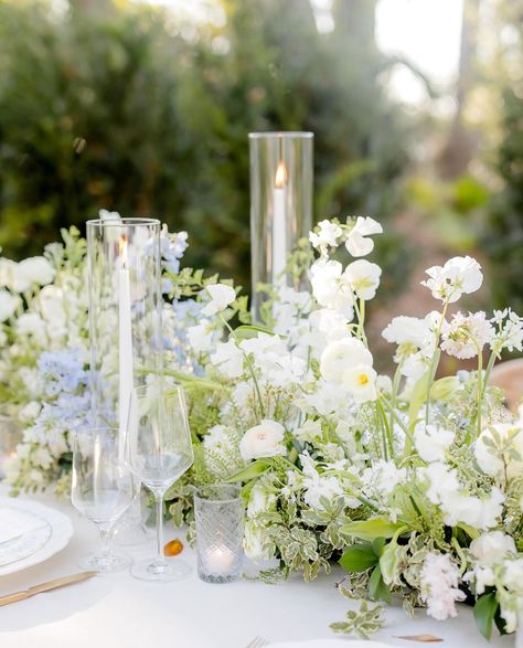 Head Table Florals, Josie Wedding, Norcal Wedding, Wedding Centrepiece, Garden Centerpiece, Blue Centerpieces, Green Wedding Flowers, Green Centerpieces, White Centerpiece