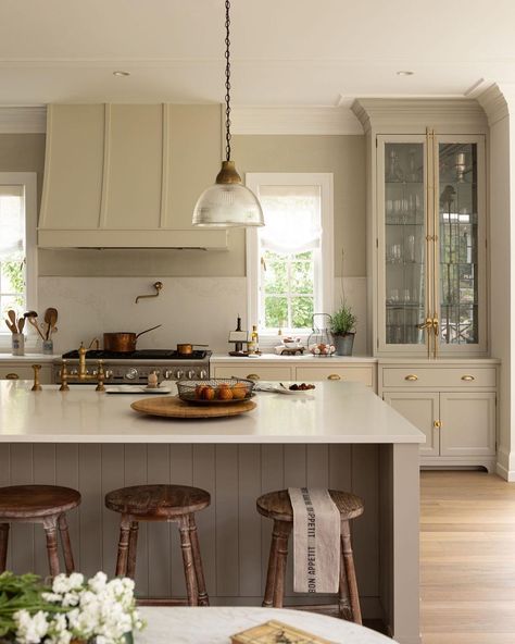 All Posts • Instagram Kitchen Islands With Bookcase End, Country Modern Apartment, Modern French Country Farmhouse Kitchen, Timeless Country Home, French Country Homes Interiors, Cottage French Decor, French Country Aesthetic Interior, Simple French Kitchen, French Minimalist Kitchen