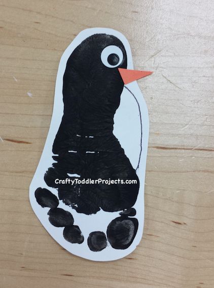 Crafty Toddler Projects: handprint & footprint art Hand Print Penguin, Winter Animals Infant Art, Penguin Craft Toddler Art Projects, Infant January Crafts, Winter Animal Footprint Art, Arctic Art For Toddlers, Artic Animal Toddler Crafts, Infant Art Projects Winter, Winter Baby Footprint Art