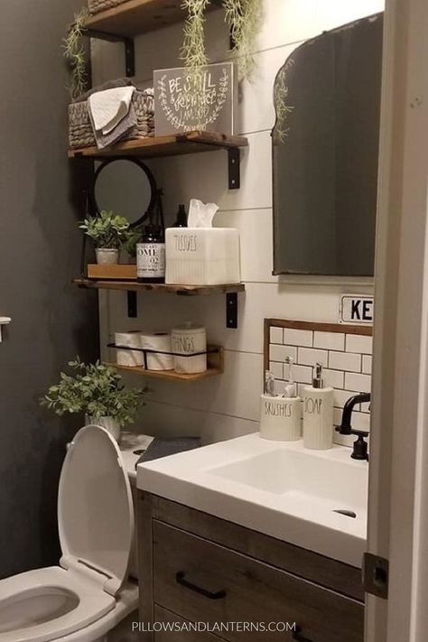 Cute and easy to decor ideas for your small bathroom. Small Rustic Bathroom Ideas, Small Rustic Bathroom, Half Bath Design, Small Half Bathrooms, Half Bath Decor, Rustic Bathroom Ideas, Pretty Farmhouse, Small Half Bathroom, Small Half Bath