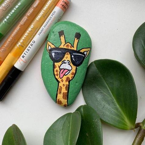 100+ Easy Rock Painting Ideas: Artistro Inspiring Stone Art Rock Art Ideas, Easy Rock Painting Ideas, Easy Rock Painting, Drawing Rocks, Tattoo Plant, Funny Rock, Canvas Aesthetic, Paint Marker Pen, Rock Painting Ideas