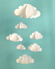 Clouds Hanging Baby Mobile/3D Paper Mobile by goshandgolly Perlengkapan Bayi Diy, 3d Clouds, Paper Clouds, Hanging Clouds, Hantverk Diy, Cloud Craft, Paper Mobile, Diy Baby Mobile, Baby Mobil