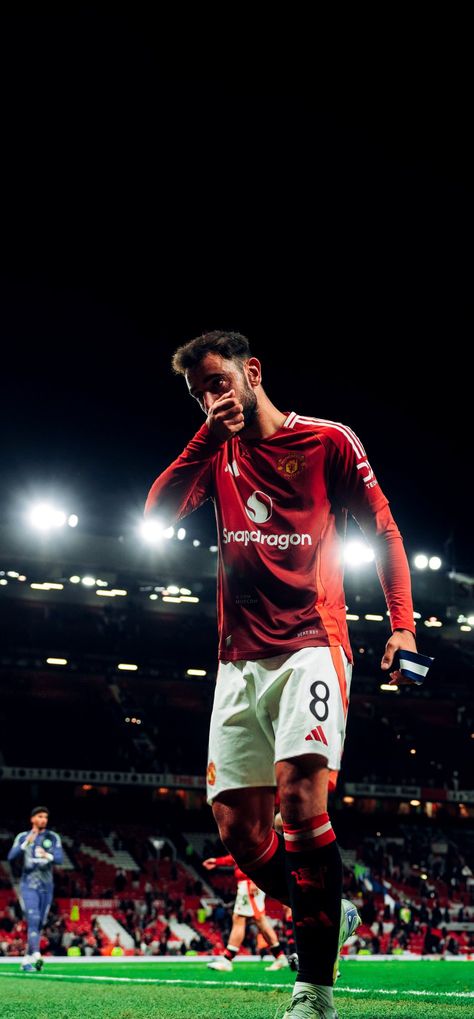 Bruno Fernandes Wallpaper, Bruno Fernandes Manchester United, Cold Pics, United Wallpaper, Manchester United Team, Bruno Fernandes, Manchester United Wallpaper, Manchester United Fans, Red Devil